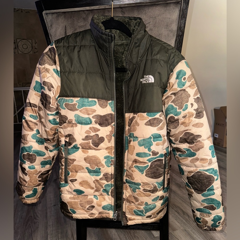 The North Face Reversible Mount Chimborazo Jacket